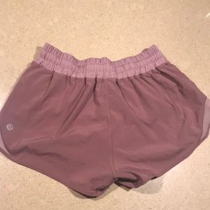 lululemon hotty hot short